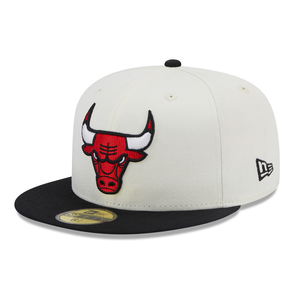 New Era - 59Fifty Fitted Side Patch Bulls Cap - Off White/Black