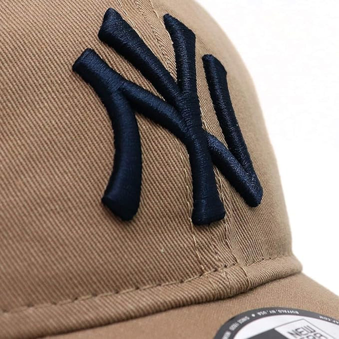 New Era - 9Twenty - New York Yankees MLB Core Classic Cap - Beige