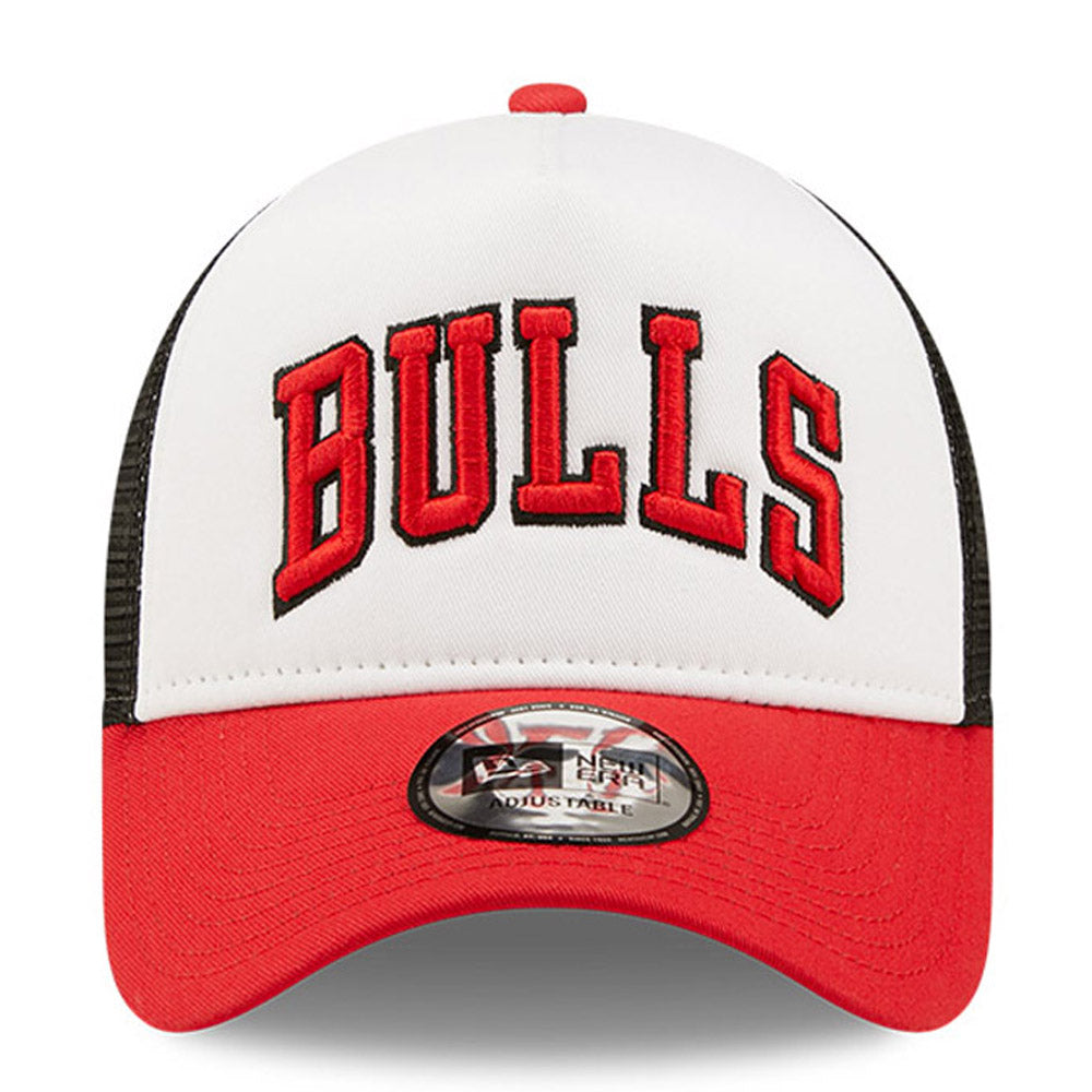 New Era - Team Colour Block Bulls Trucker Cap - Red/White