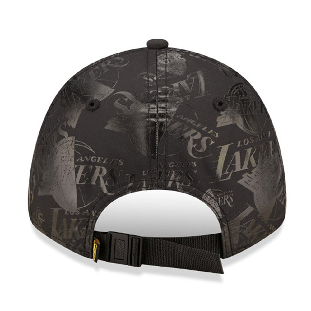 New Era - 9Forty Half Monogram Lakers Cap - Black