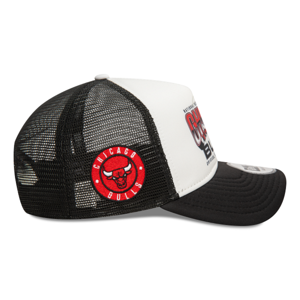 New Era - Bulls NBA Logo Foam Trucker Cap - Black/White