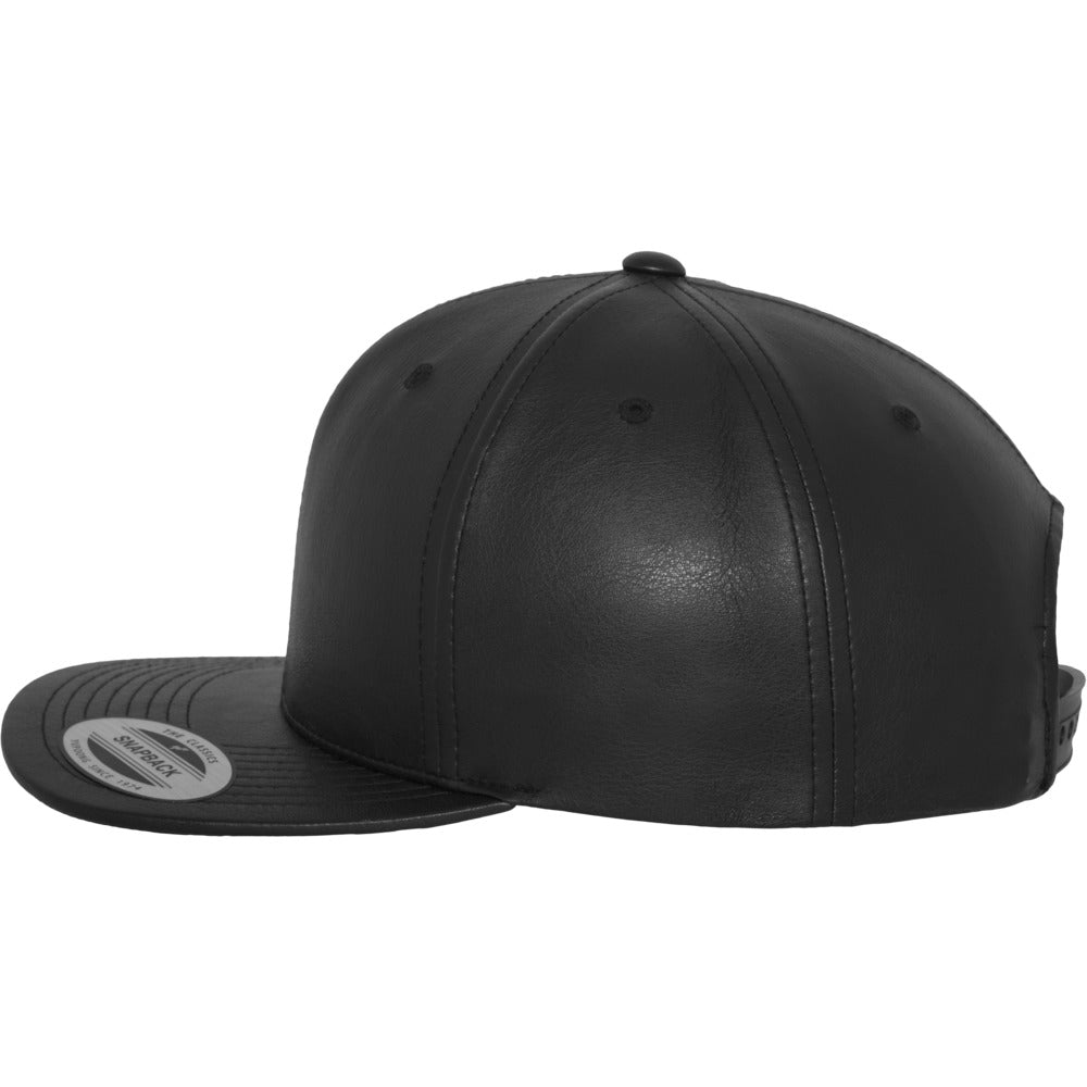 Yupoong - PU Leather Snapback - Black - capstore.dk